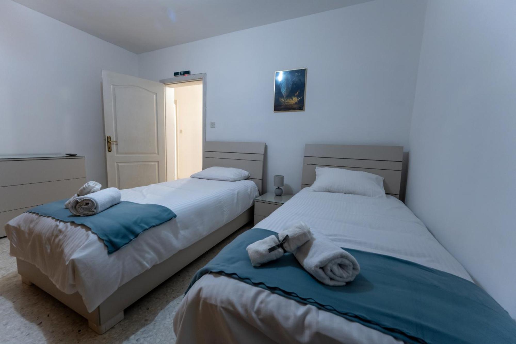 Spacious 3 Bedroom Apartment In The Heart Of St Julians San Ġiljan Buitenkant foto