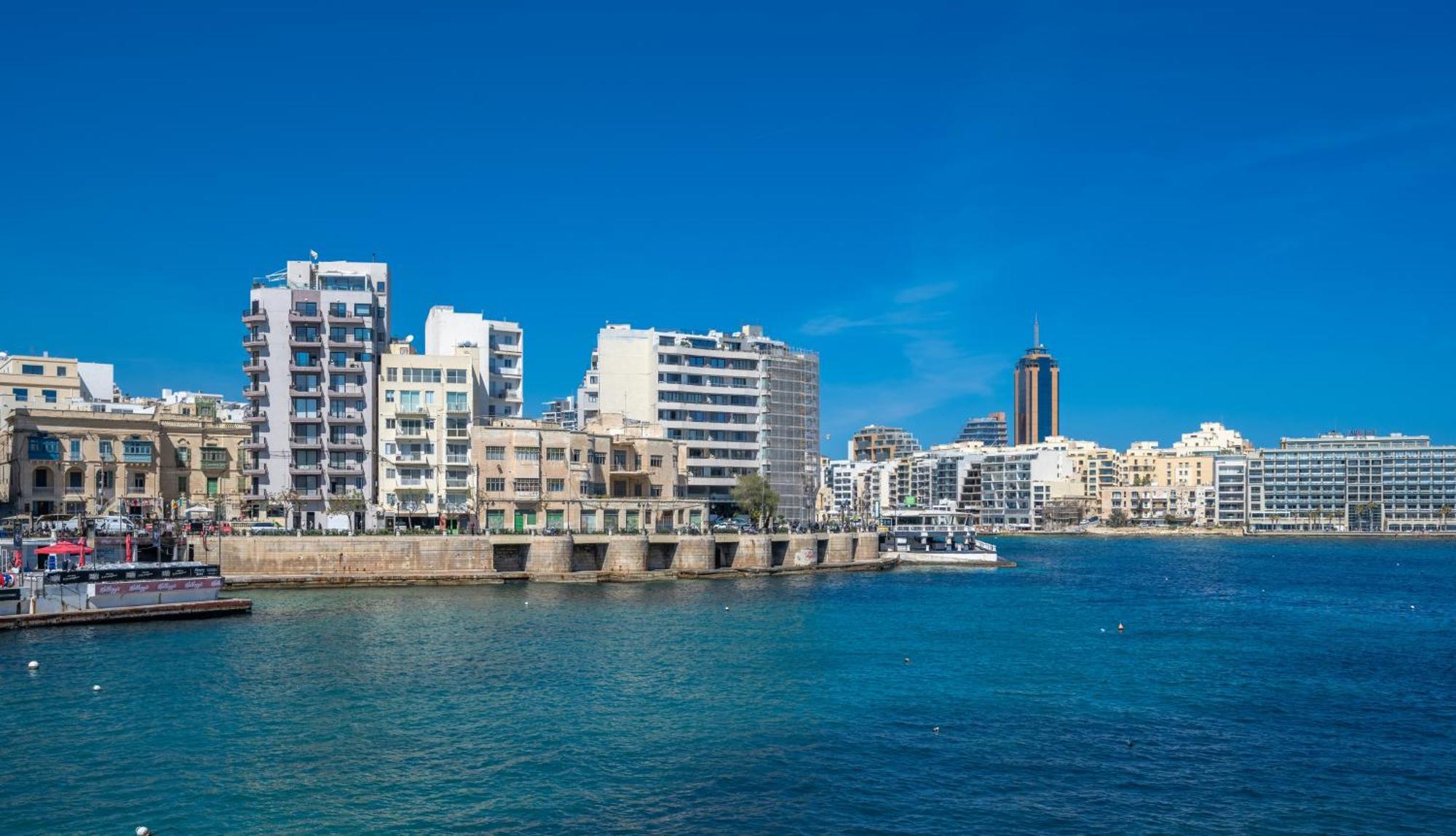 Spacious 3 Bedroom Apartment In The Heart Of St Julians San Ġiljan Buitenkant foto