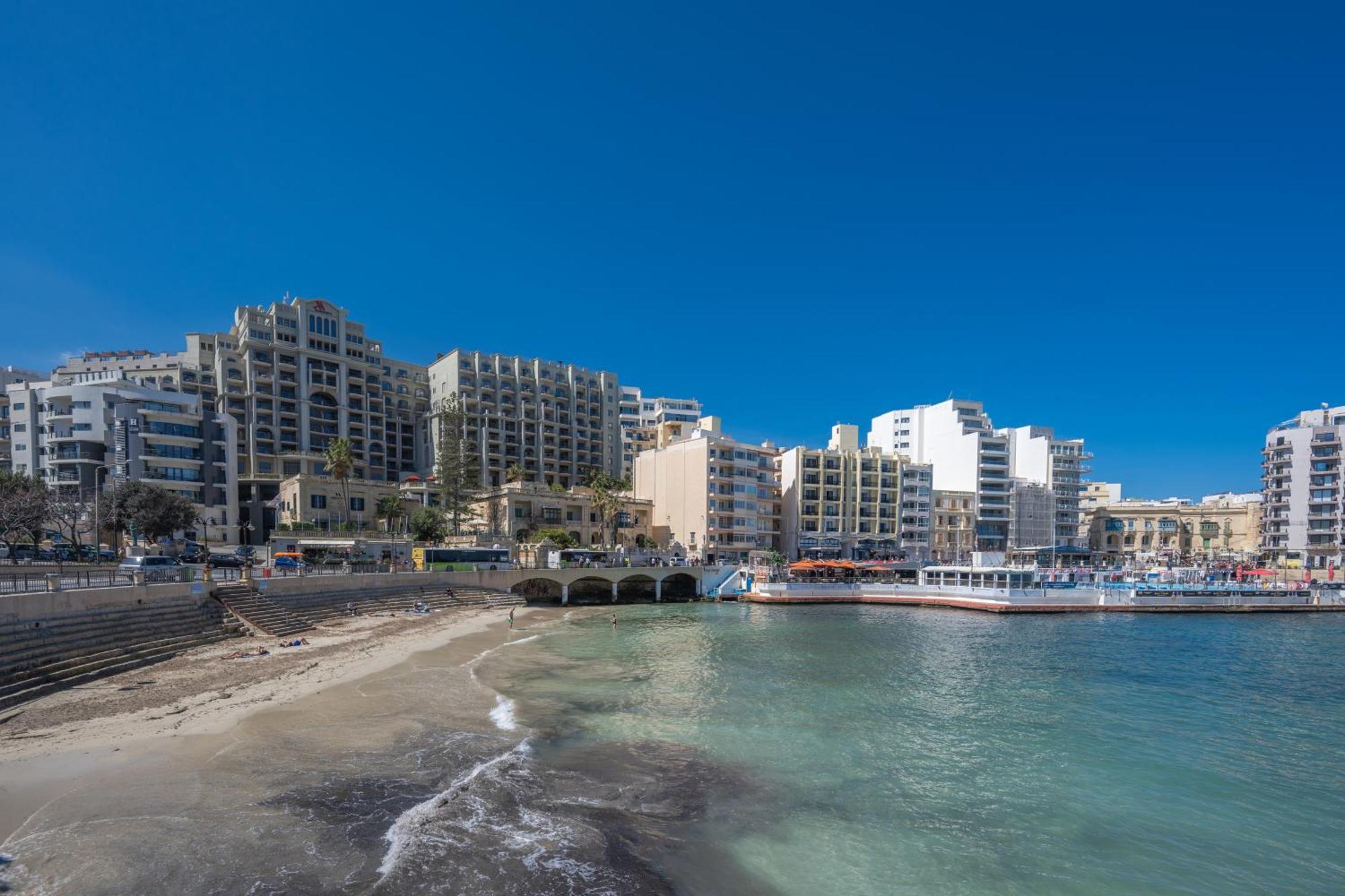 Spacious 3 Bedroom Apartment In The Heart Of St Julians San Ġiljan Buitenkant foto