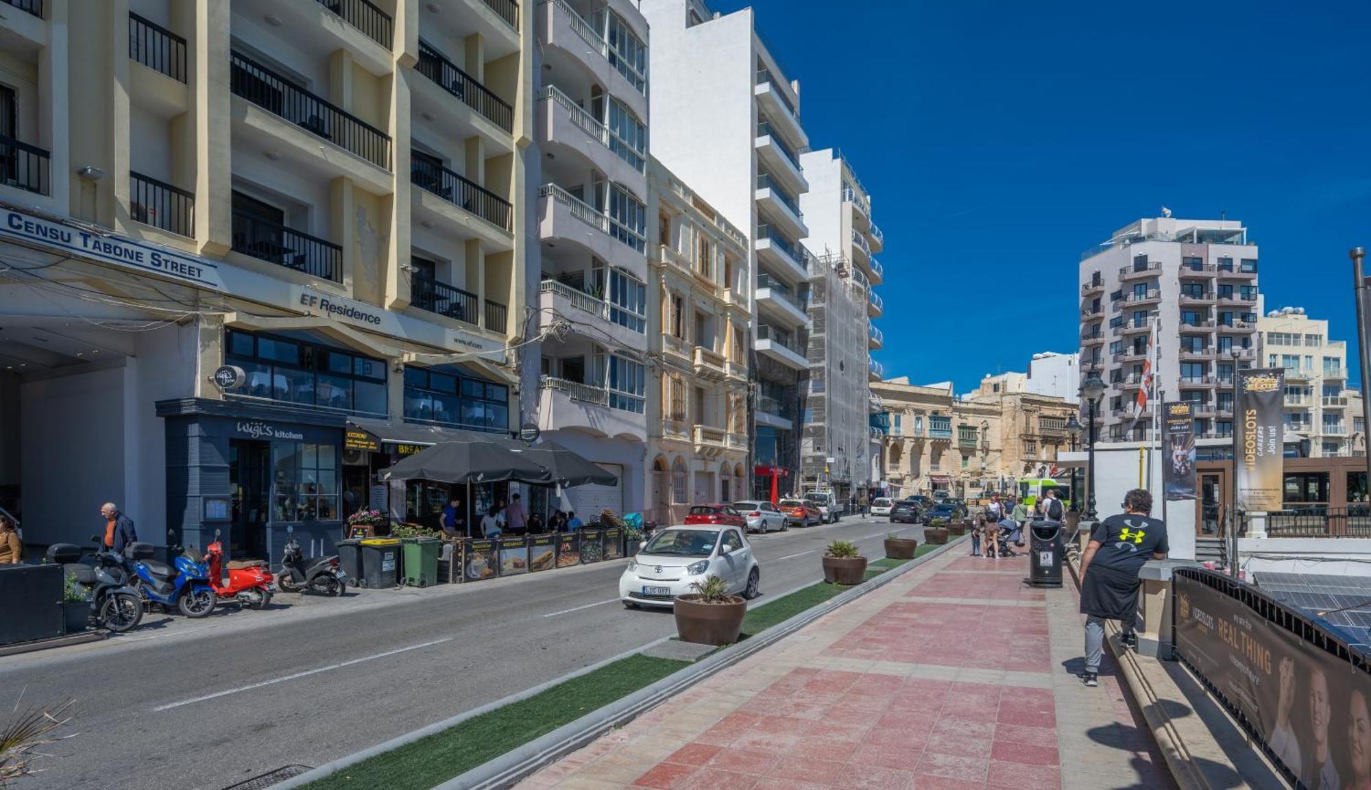 Spacious 3 Bedroom Apartment In The Heart Of St Julians San Ġiljan Buitenkant foto